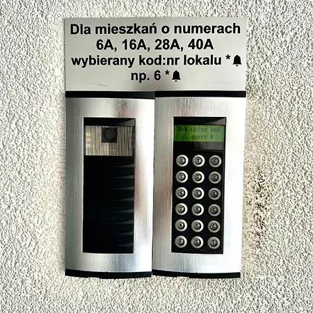 Dmowskiego 19c - Self Check-in 20h * Wrocław